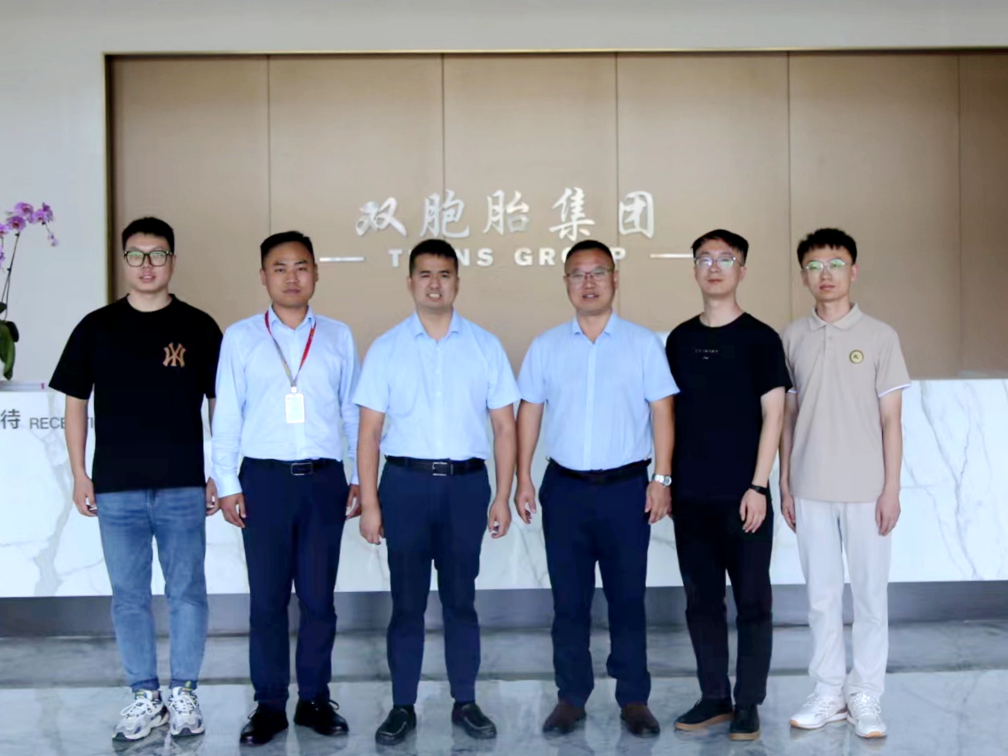 8d0bb73286f94bc9b47d63a3adae50b6.jpg 8d0bb73286f94bc9b47d63a3adae50b6.jpg