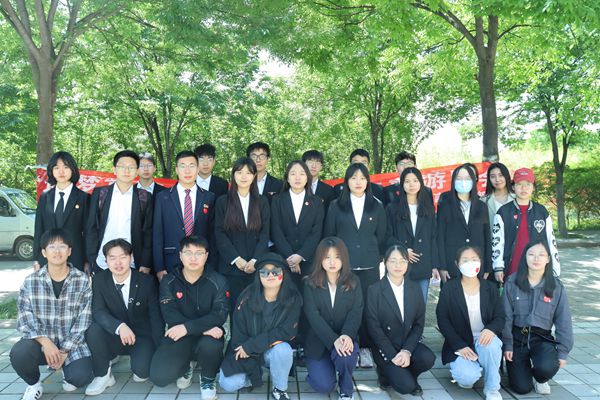 b8df4baed49e4419a066395789c65643.jpg 活动工作人员合照.JPG