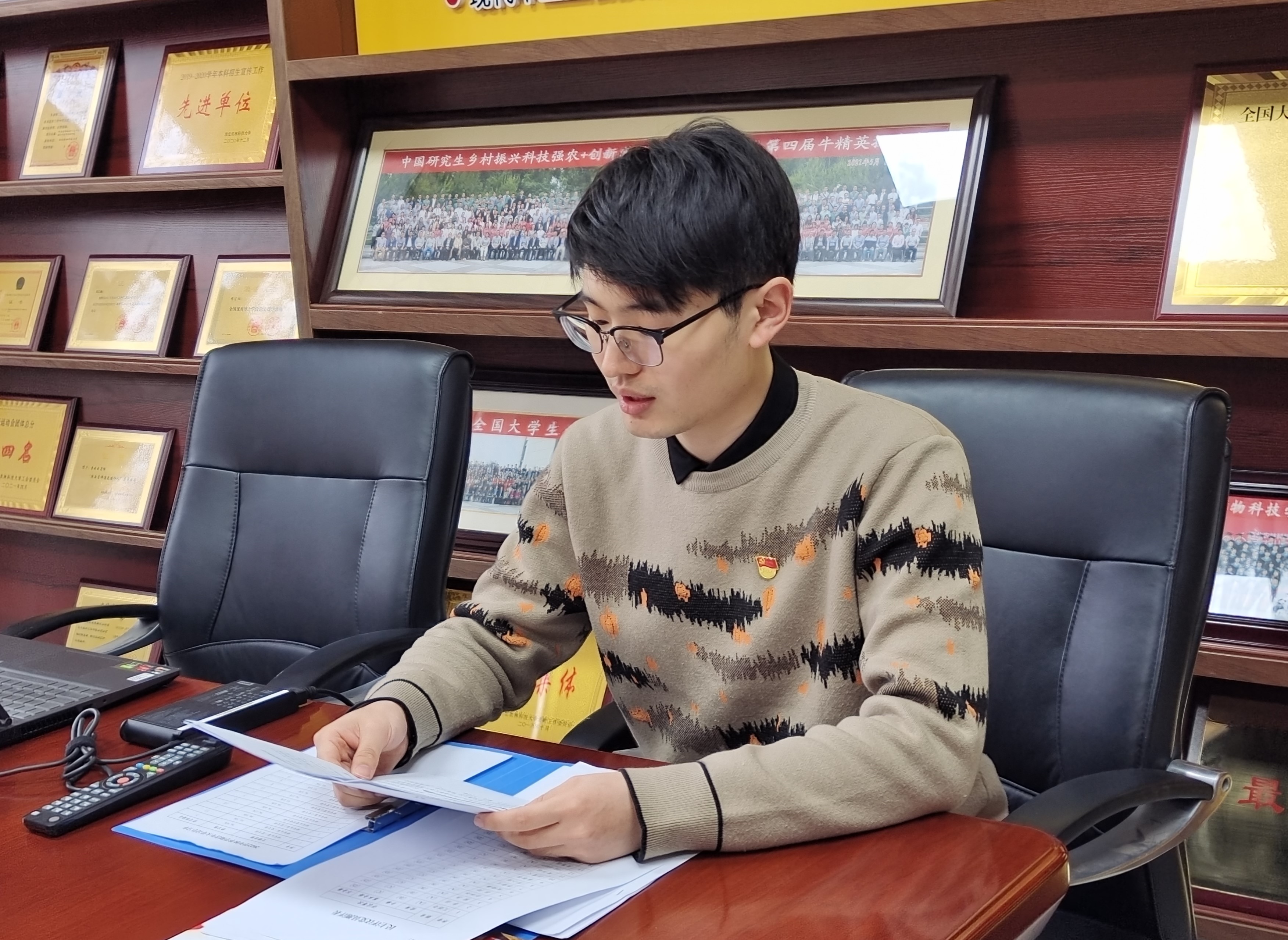 27855c2302f148cc9331394e9acdaafd.jpg 27855c2302f148cc9331394e9acdaafd.jpg